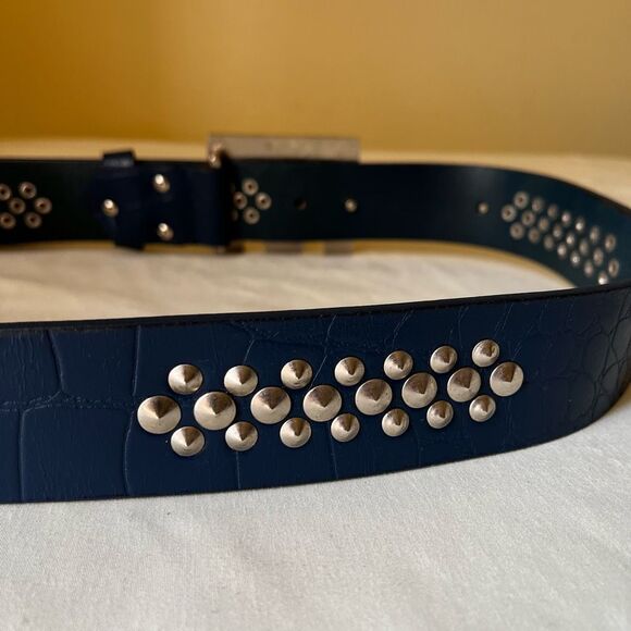 Blue Croc Embossed Studded Leather Belt Silver M Buckle Statement Y2K 40" - Picture 4 of 9